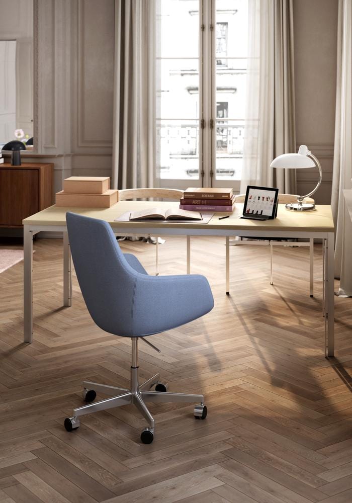 Fritz Hansen LITTLE GIRAFFE -tuoli - Image 7