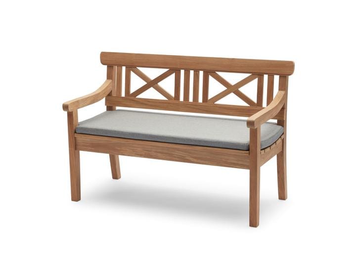 Fritz Hansen DRACHMANN -penkki tyynyllä 129 cm, harmaa