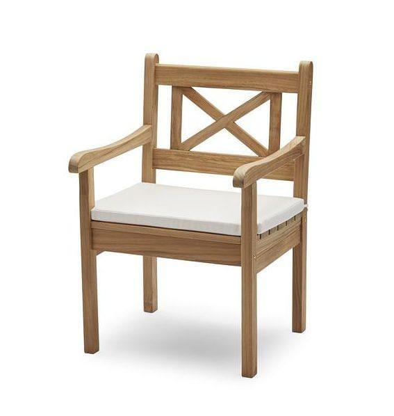 Fritz Hansen SKAGEN -tuoli tyynyllä, valkoinen