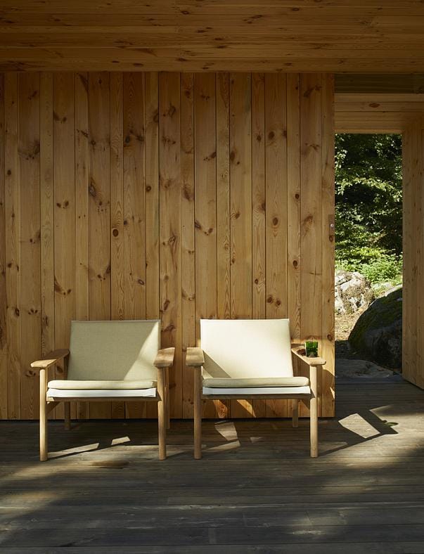 Fritz Hansen PELAGUS -nojatuoli tyynyllä, hiekka/tiikki/keltainen - Image 3
