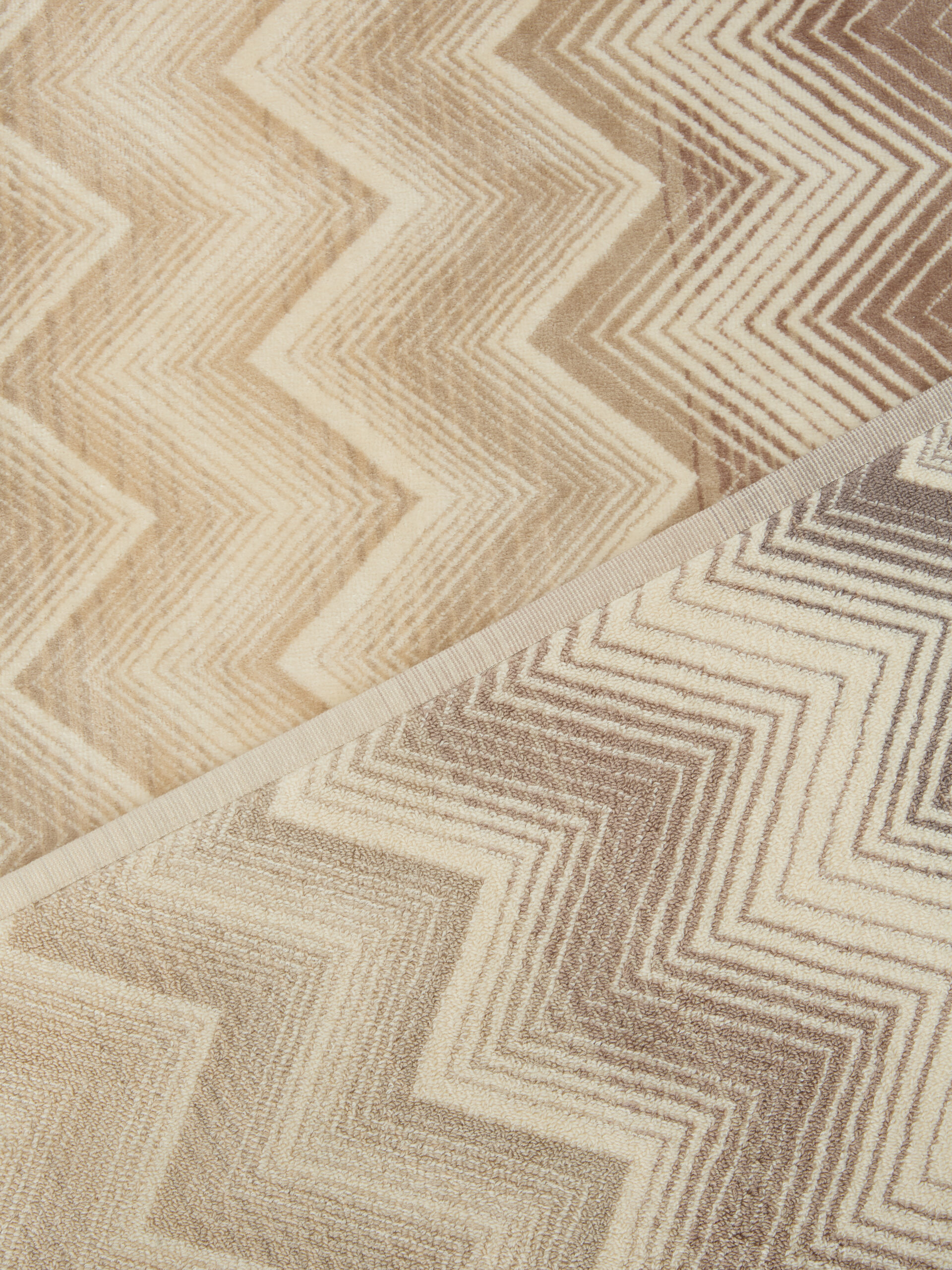 Missoni Home MAREA bath sheet, 211 - Image 2