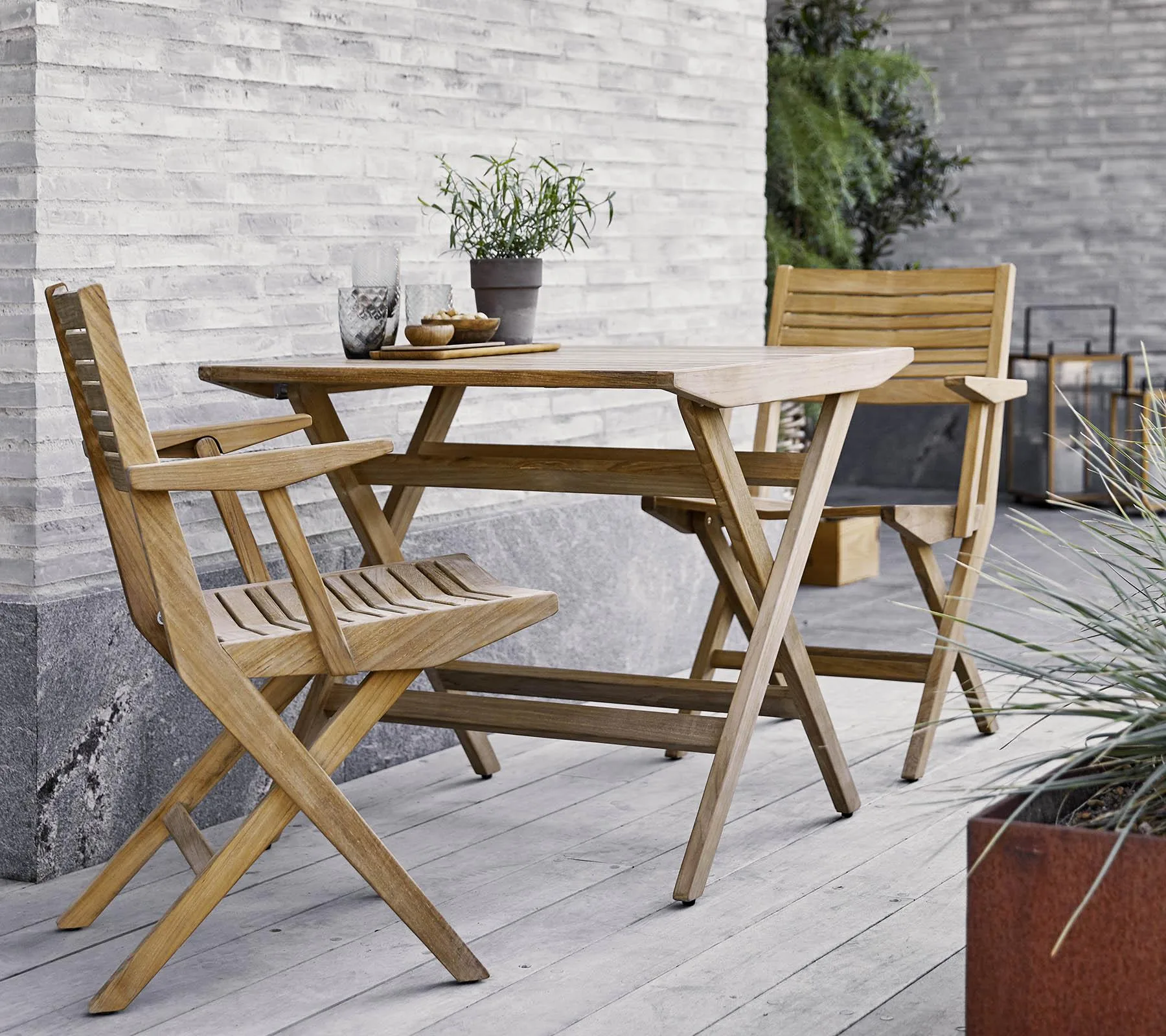 Cane-line FLIP -folding table 80x80 cm - Image 2