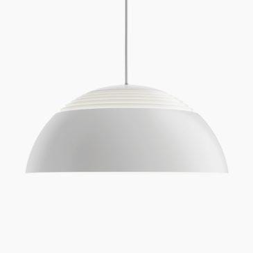 Louis Poulsen AJ ROYAL -riippuvalaisin, Ø500mm, valkoinen