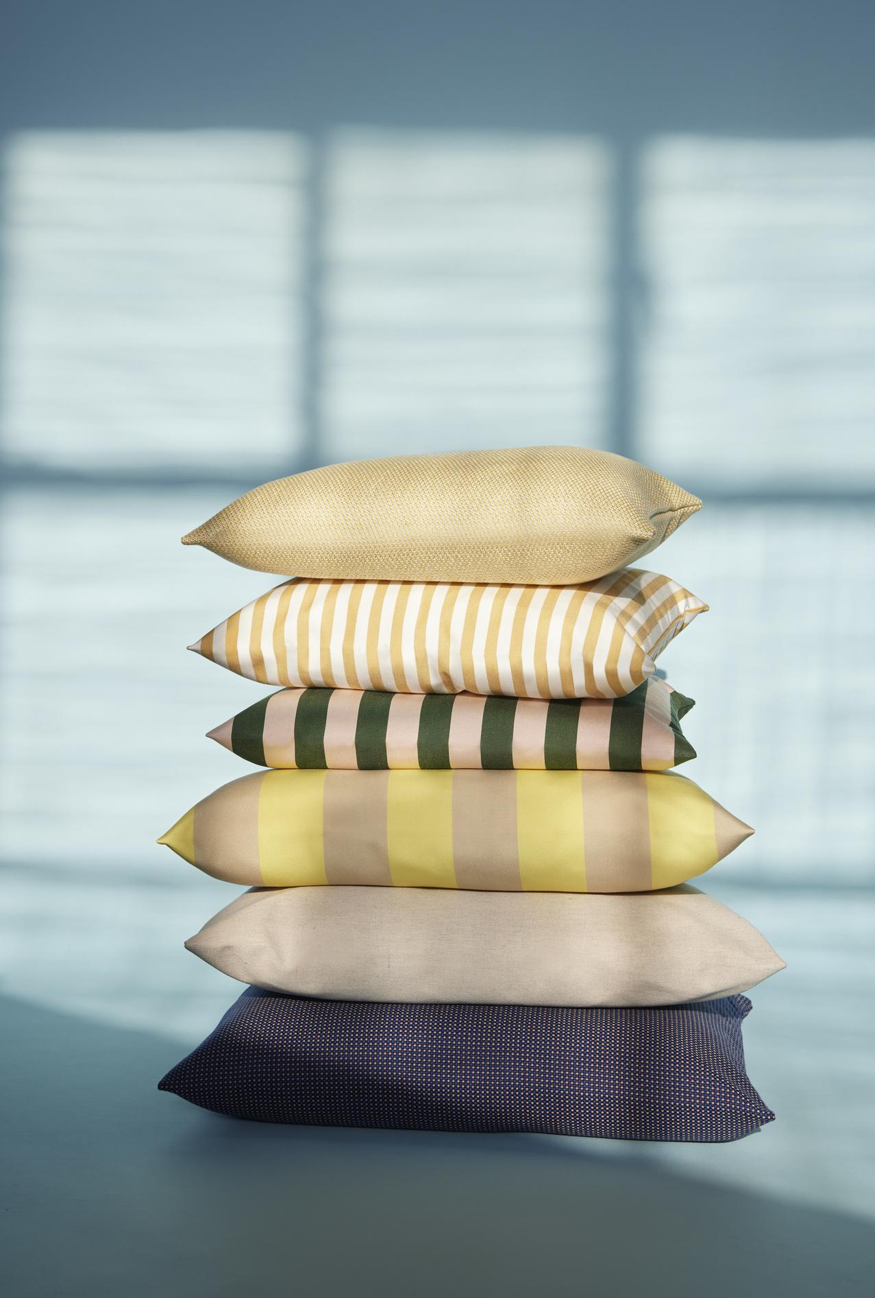 Fritz Hansen BARRIERE cushion - Image 3