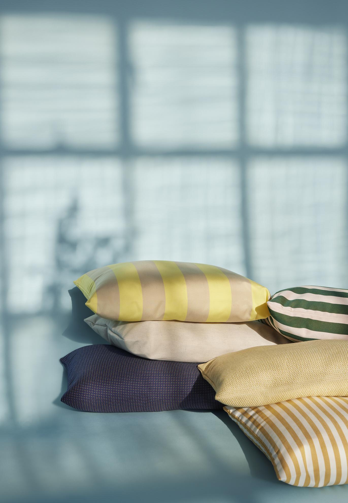 Fritz Hansen BARRIERE cushion - Image 4