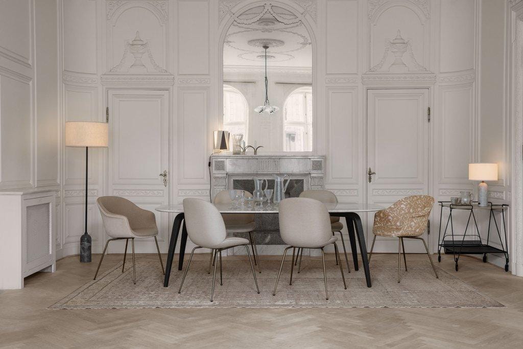GUBI BAT dining chair, fully upholstered - Image 3
