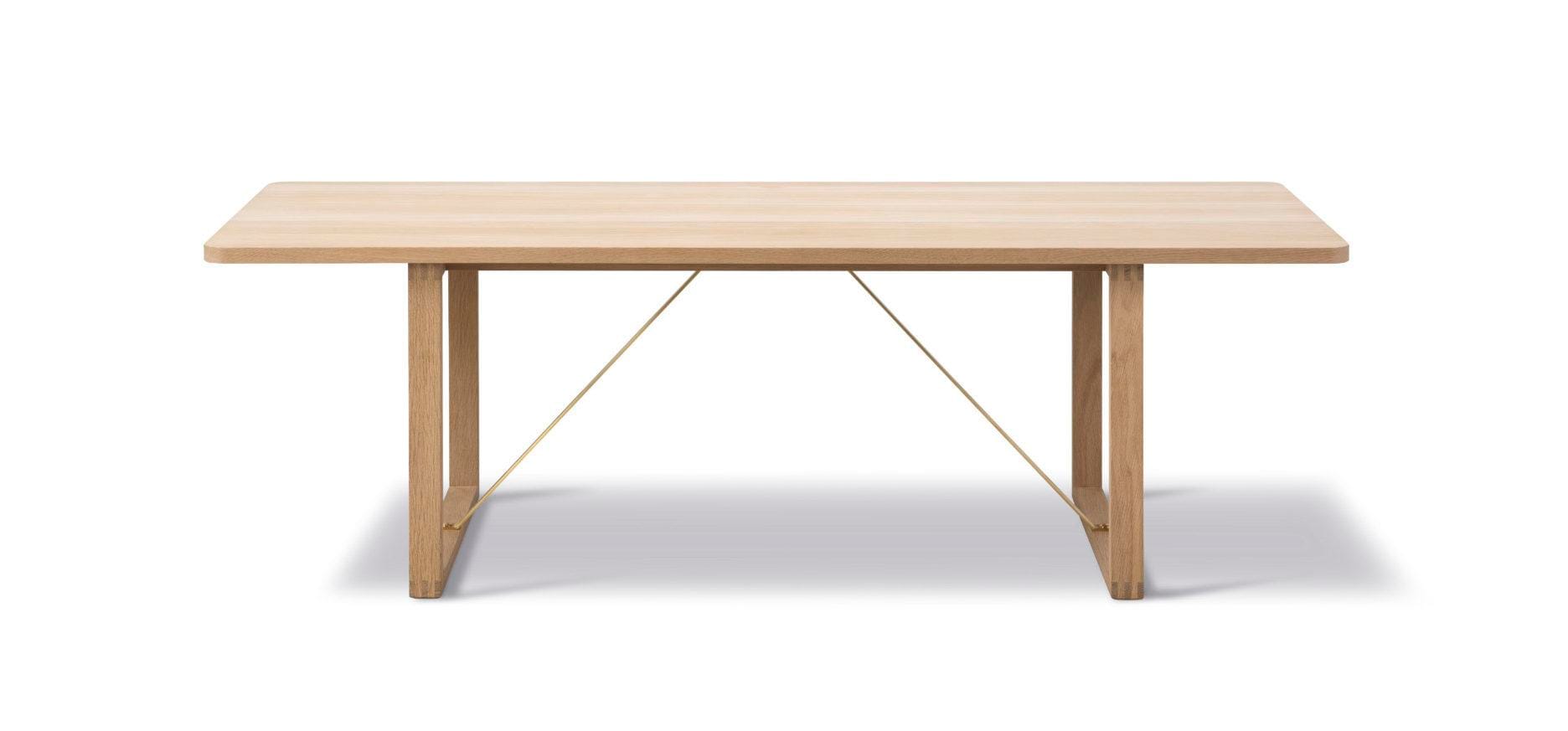 Fredericia BM67 5367 -coffee table, 140x55 cm, soaped oak