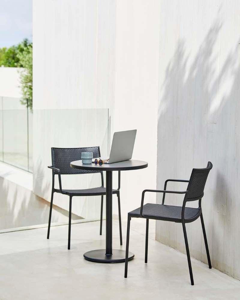 Cane-line GO -café pöytä, Ø80 cm, tummanharmaa alumiini - Image 2