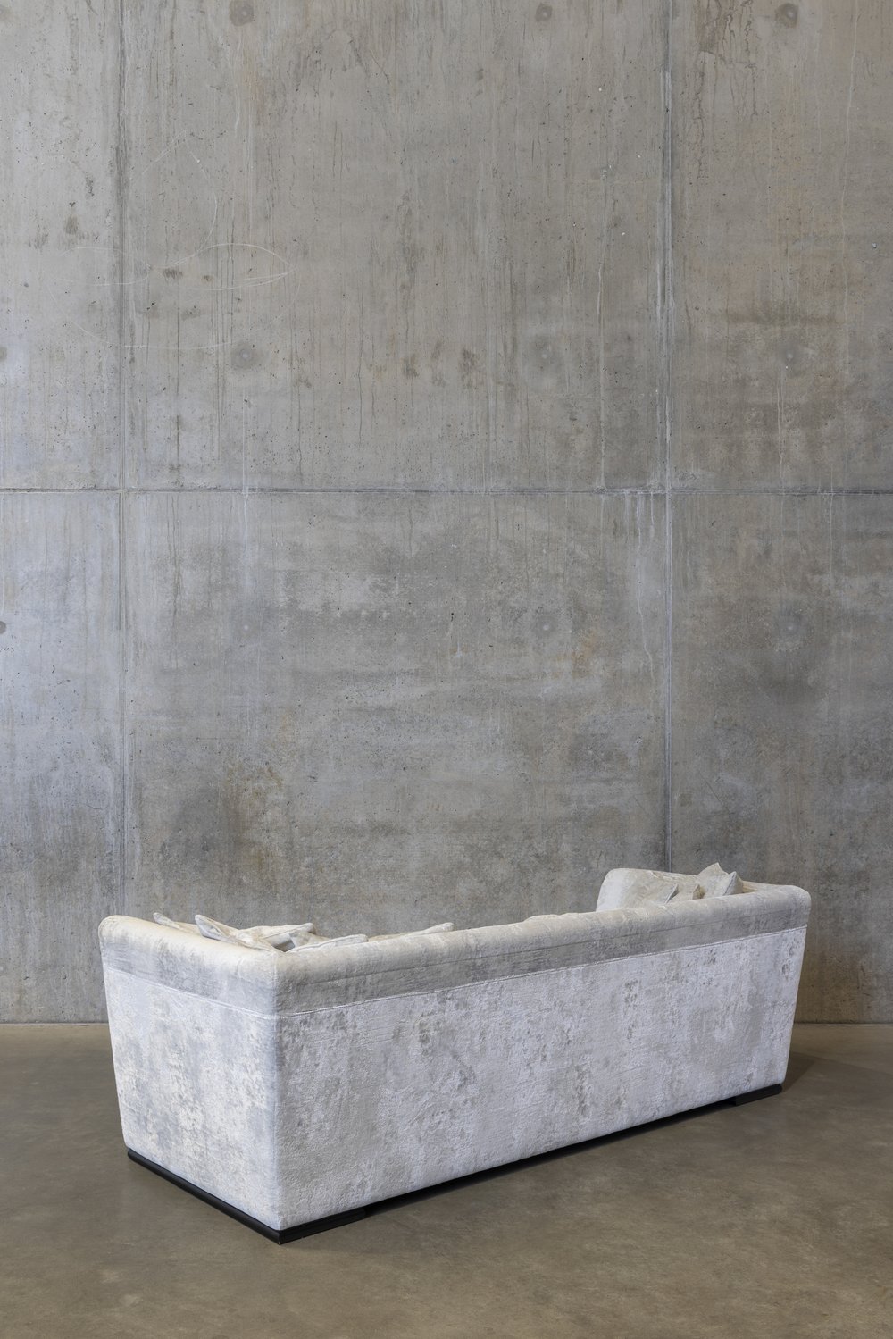 Fleming Collection BORGHESE 220 sofa - Image 3