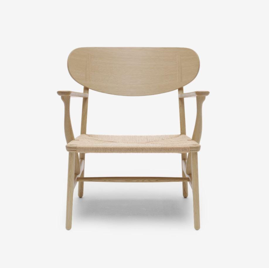 Carl Hansen CH22 -tuoli, saippuoitu tammi