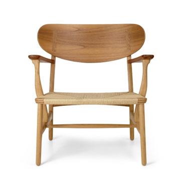 Carl Hansen CH22 -tuoli, öljytty tiikki/tammi