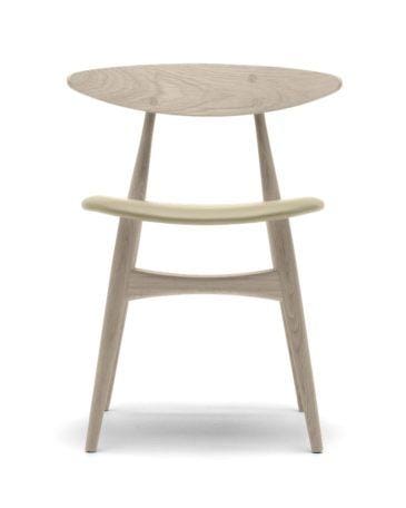 Carl Hansen CH33P chair, white oiled oak / light leather