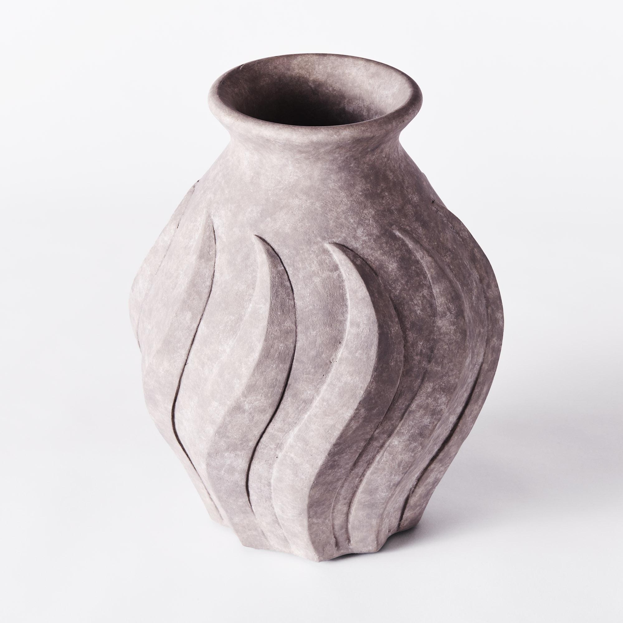 Dusty Deco SWIRL vase - Image 3