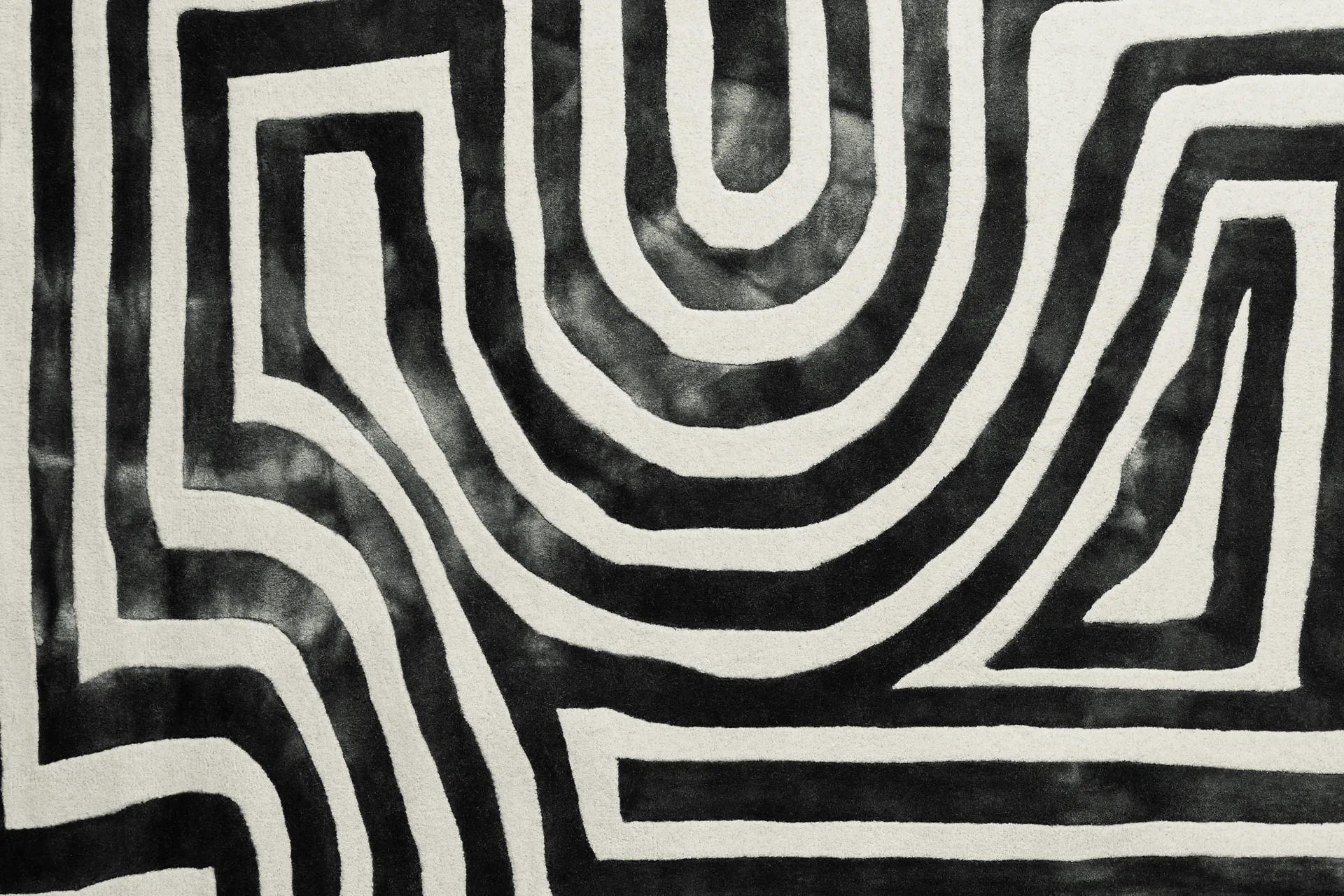 Dusty Deco PSYCHEDELIC LABYRINTH rug - Image 2