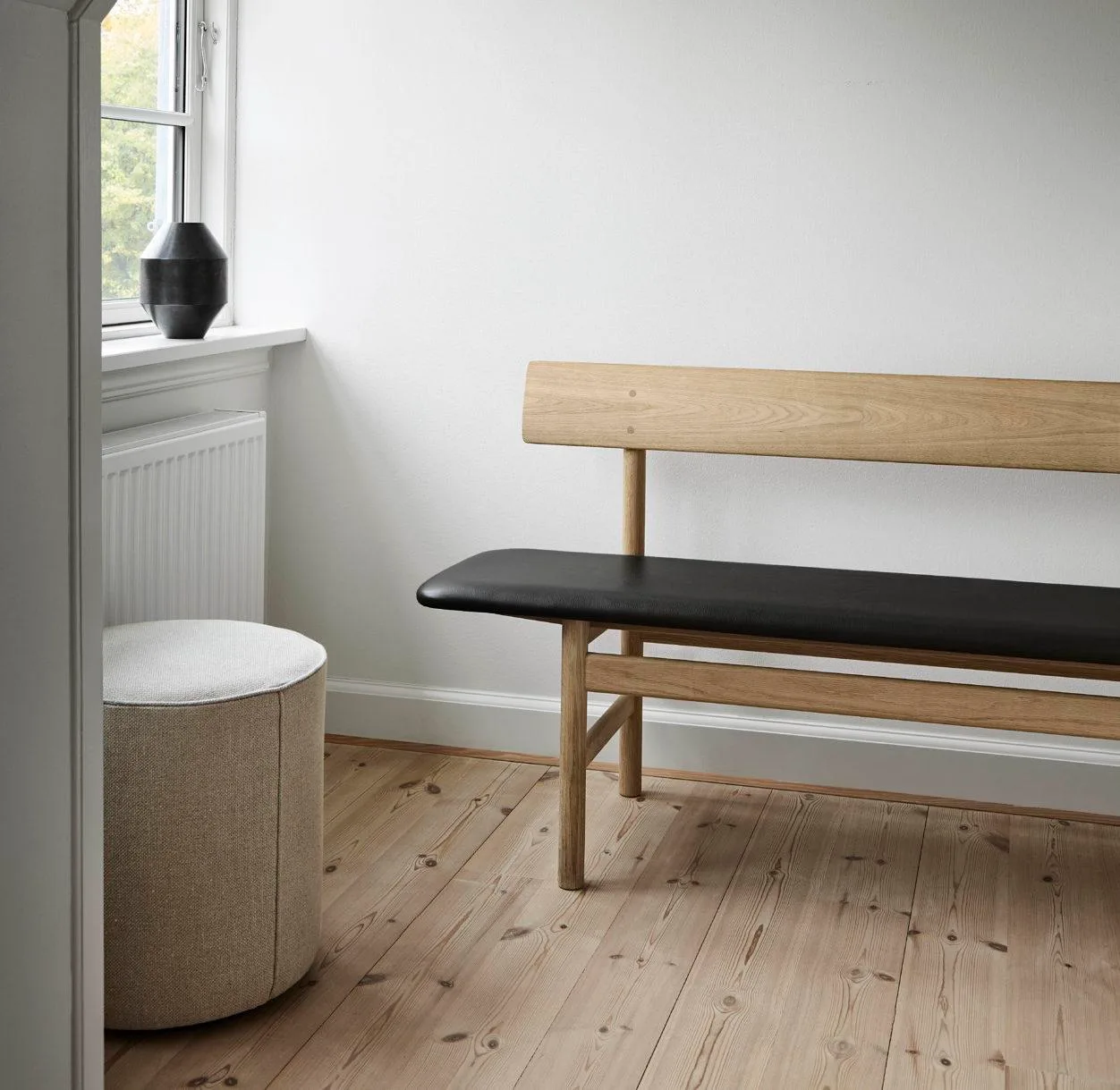 Fredericia BM -penkki, valkoöljytty tammi/konjakkinahka - Image 2