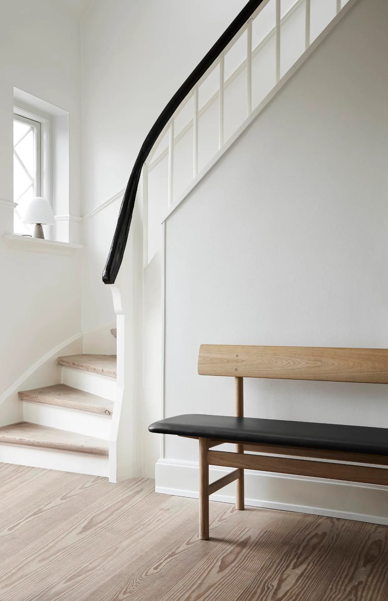 Fredericia BM -penkki, valkoöljytty tammi/konjakkinahka - Image 3
