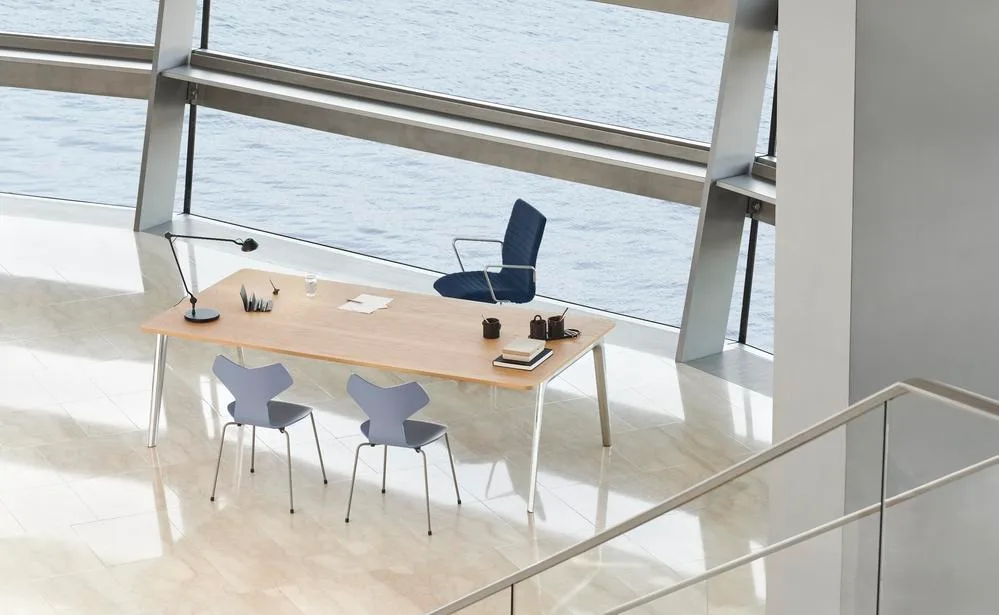Fritz Hansen GRAND PRIX chair - Image 6