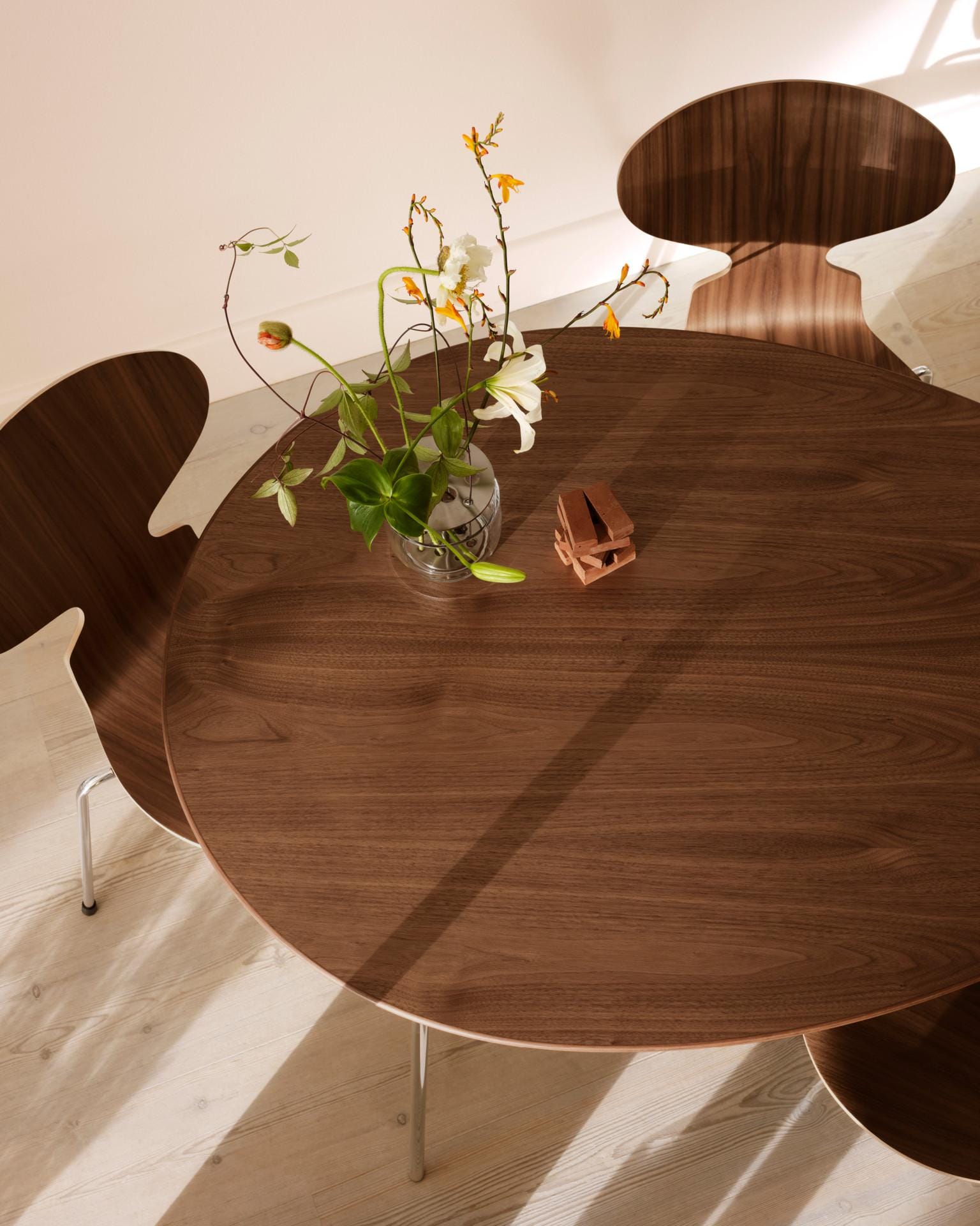 Fritz Hansen EGG -pöytä - Image 5