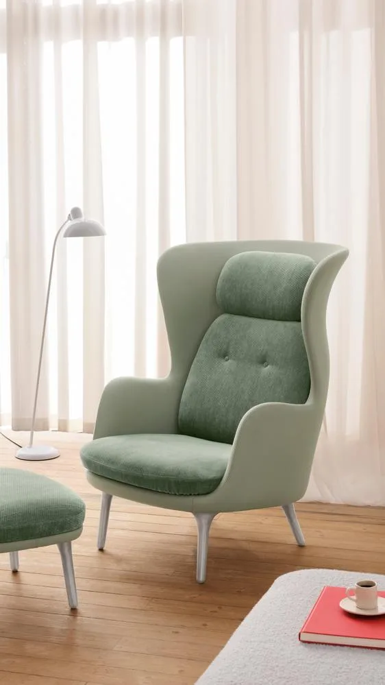 Fritz Hansen RO lounge chair - Image 2
