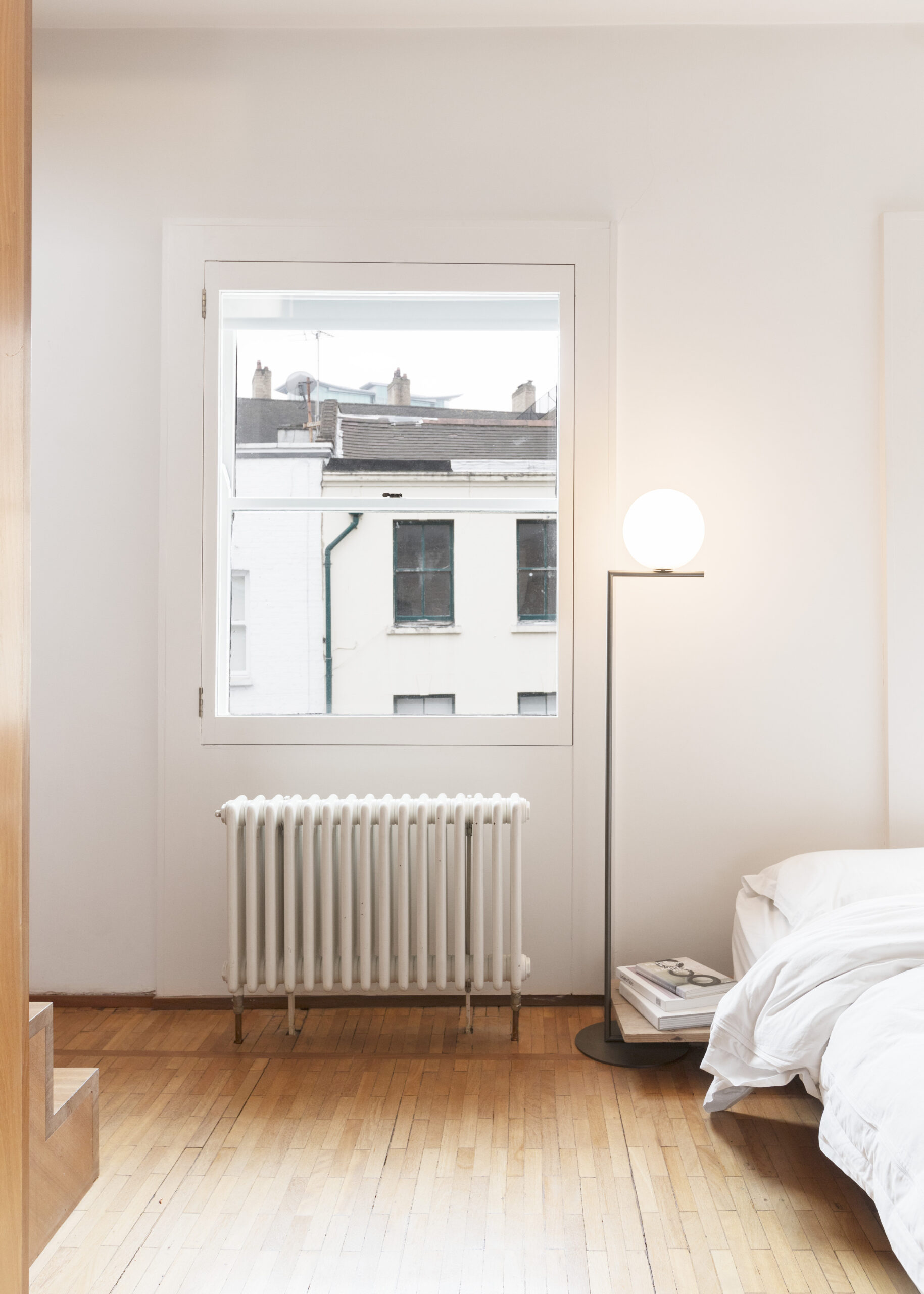 Flos IC F2 -lattiavalaisin - Image 3