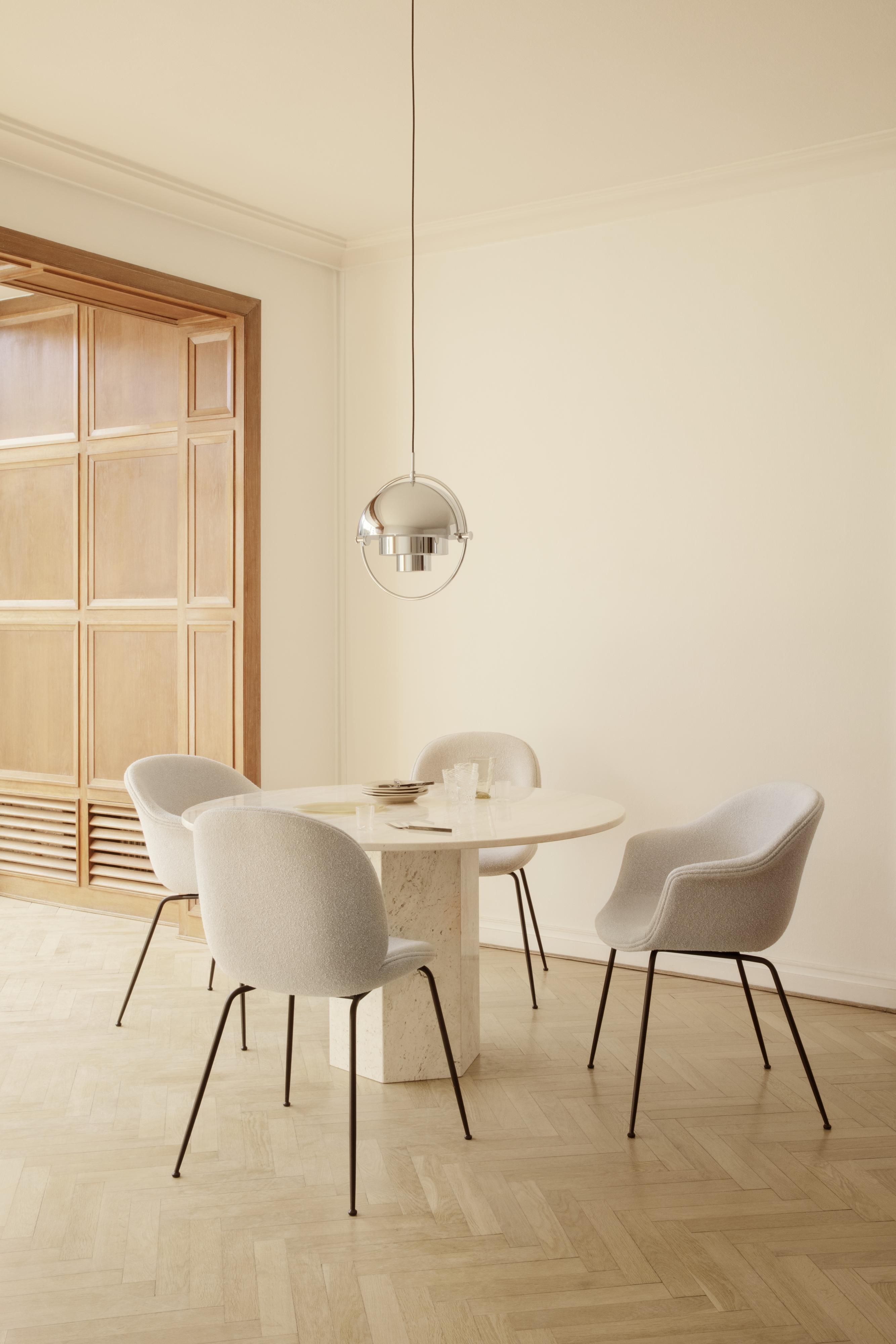 GUBI BAT dining chair, fully upholstered - Image 8