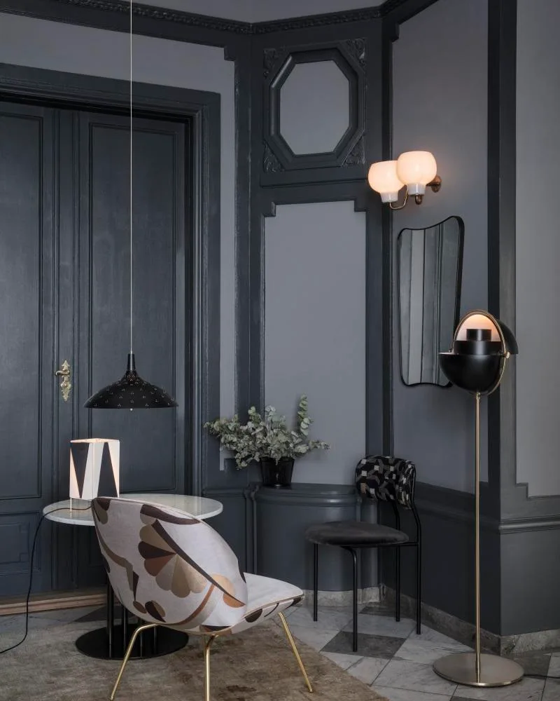 GUBI MULTI-LITE floor lamp, brass - Image 3