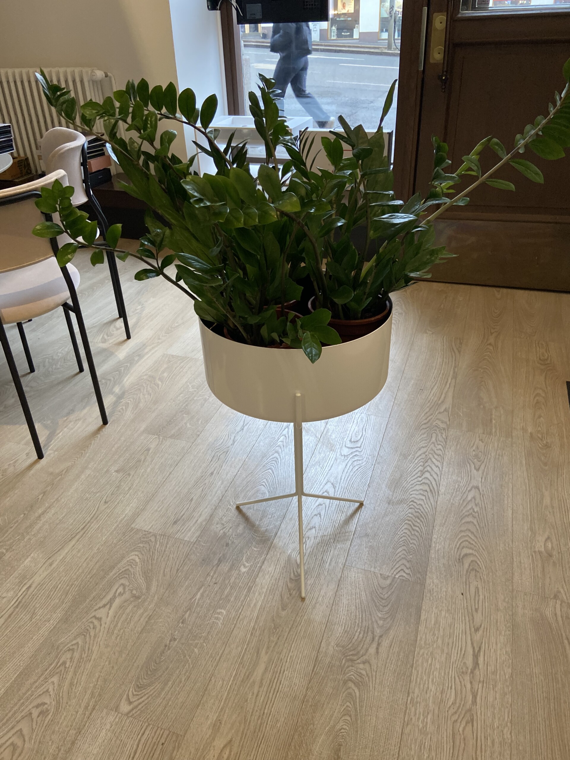 Swedese DRUM-pöytä/ruukku, korkea, valkoinen, outlet - Image 4