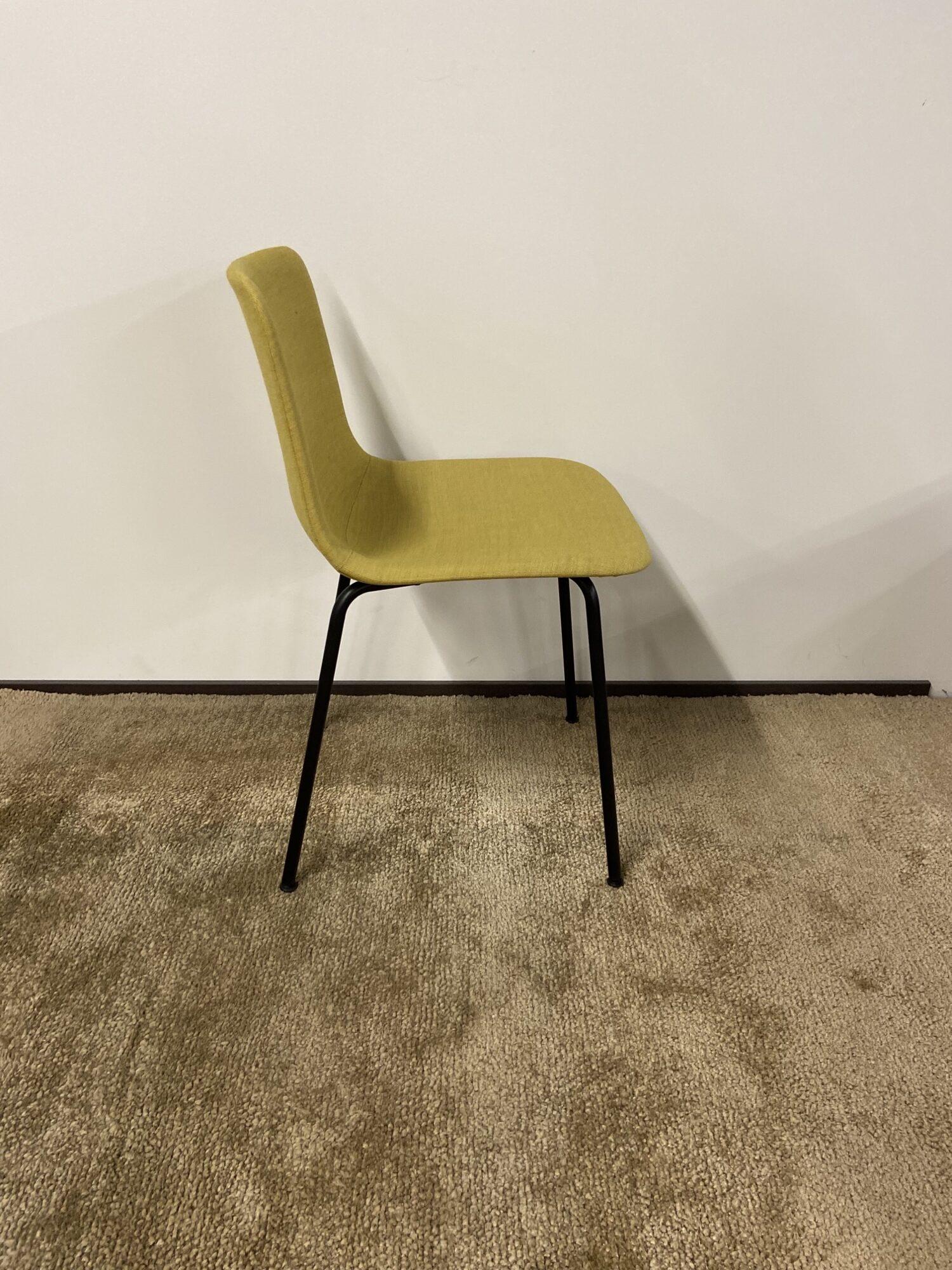 Fredericia PATO -tuoli, 4 center leg, kangasverhoilu, outlet - Image 2