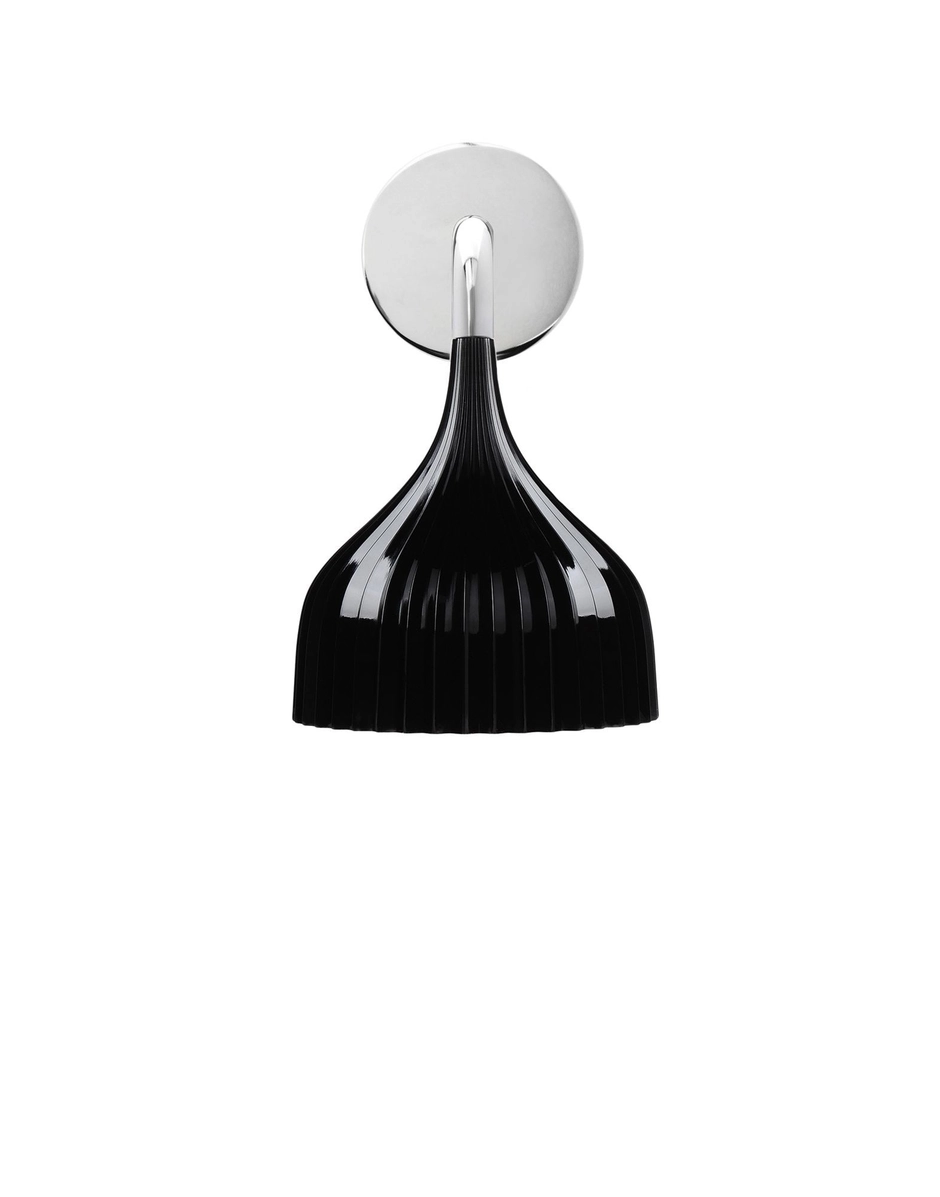 Kartell É-seinävalaisin, musta, outlet