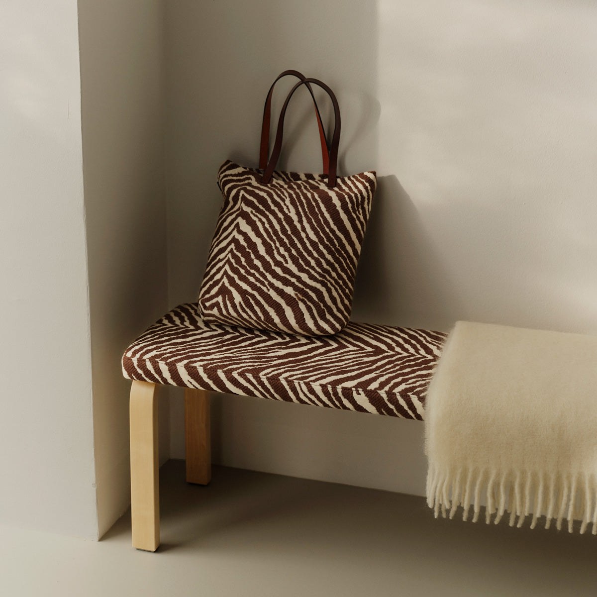 Artek BENCH 168B ZEBRA - Image 2