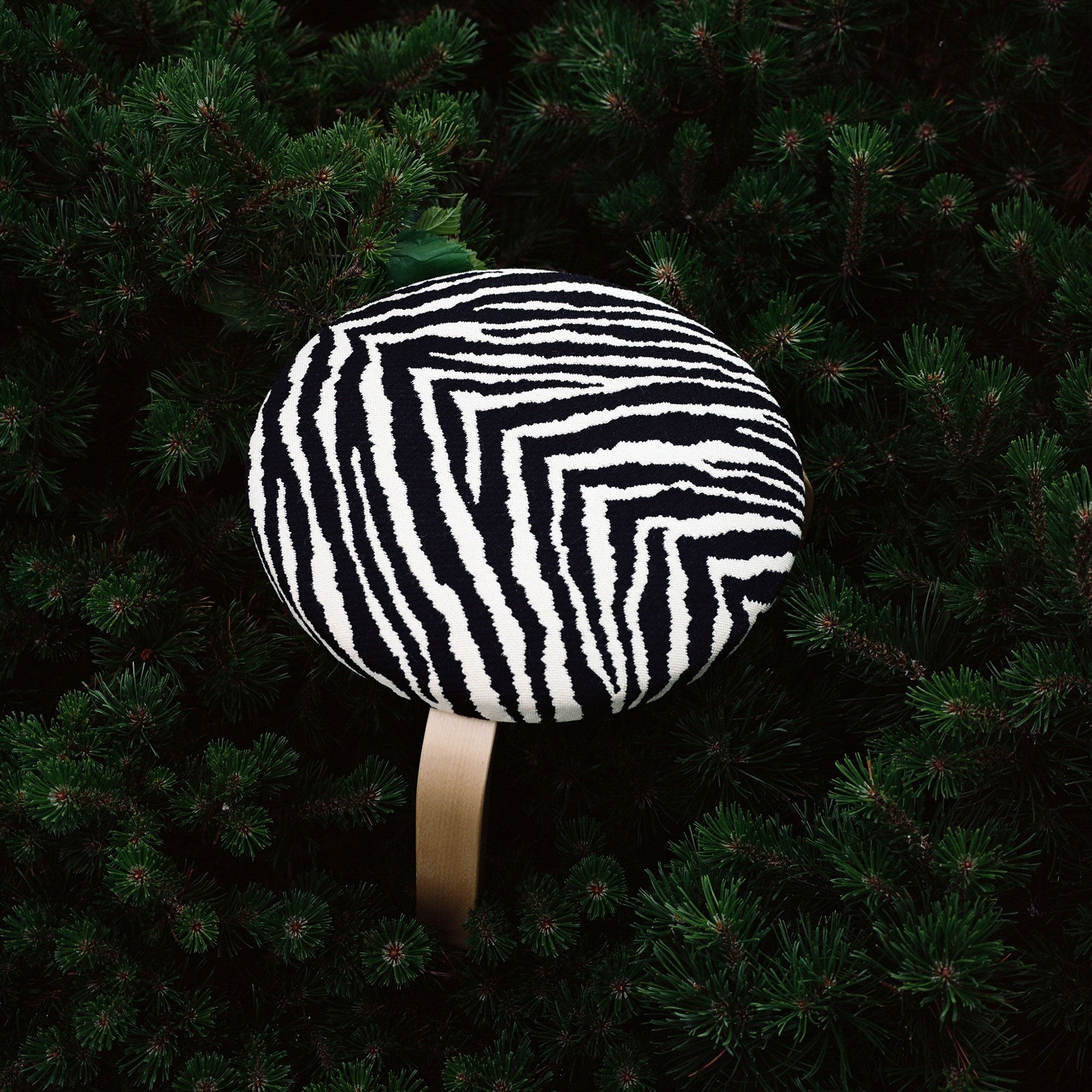 Artek JAKKARA 60 ZEBRA - Image 3