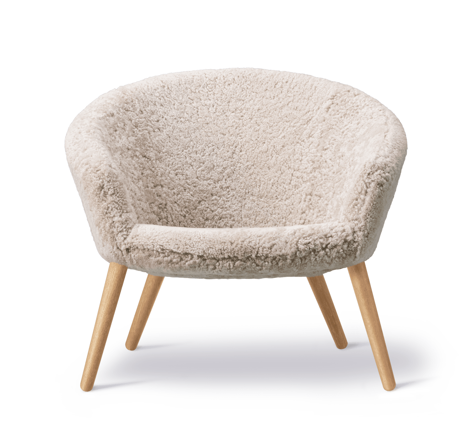 Fredericia DITZEL Lounge chair, moonlight sheepskin/lacquered oak