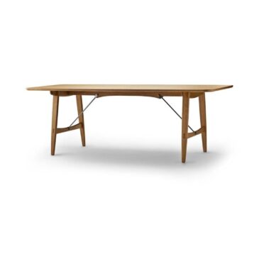 Carl Hansen & Søn BM1160 HUNTING TABLE -pöytä