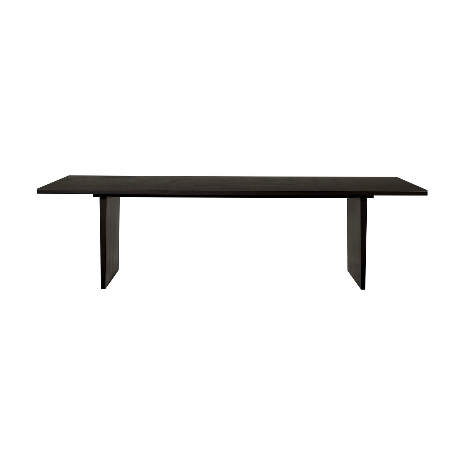 GUBI PRIVATE dining table