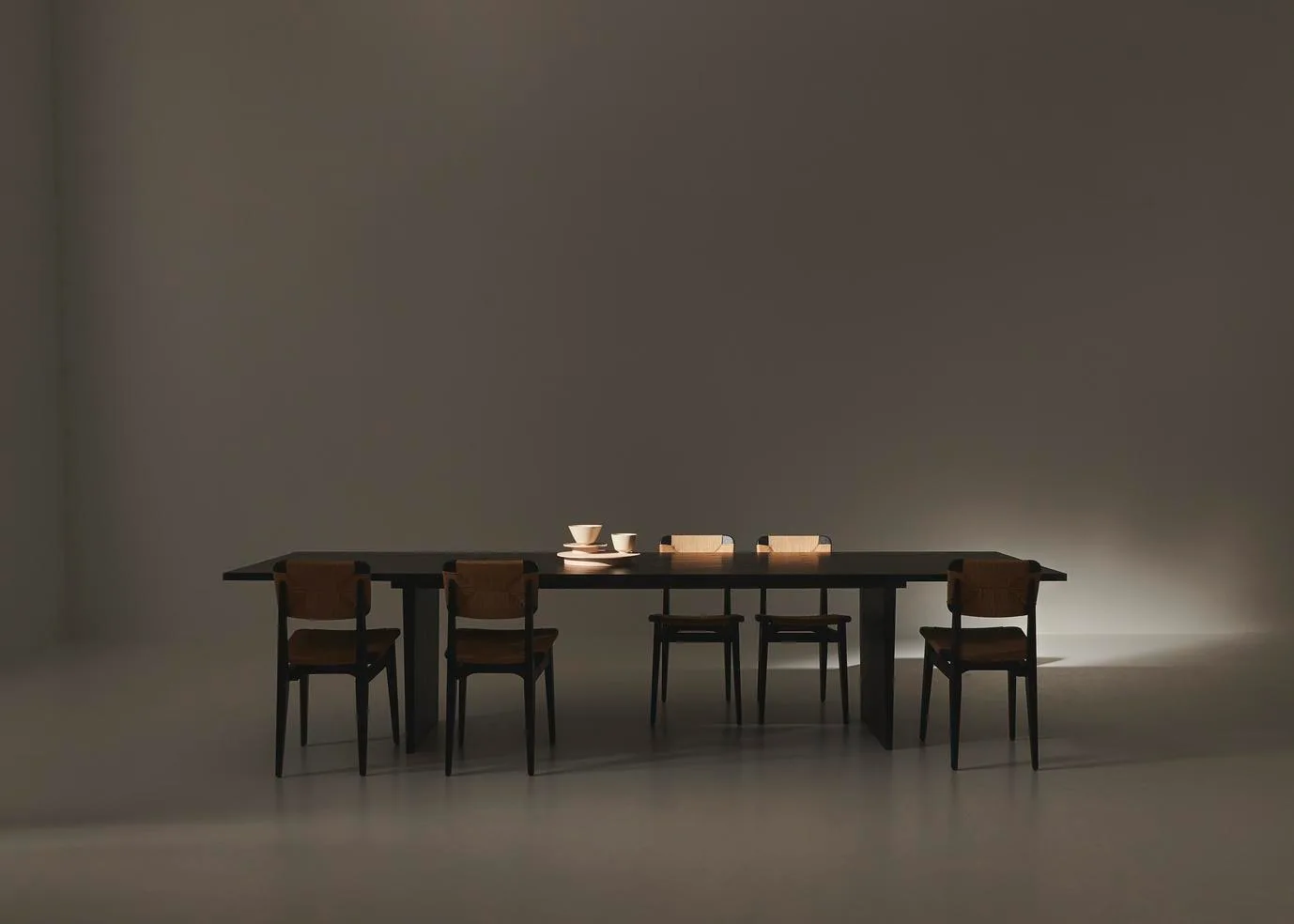 GUBI PRIVATE dining table - Image 7