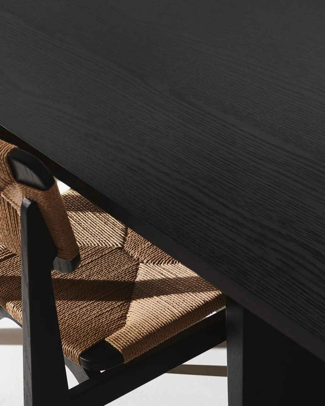 GUBI PRIVATE dining table - Image 8
