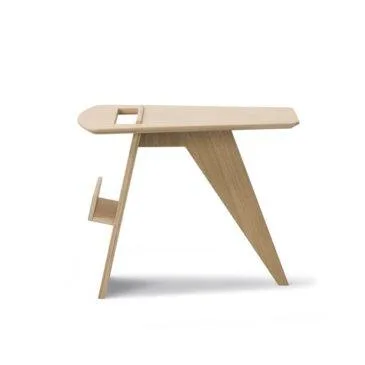Fredericia 6500 magazine table, lacquered oak
