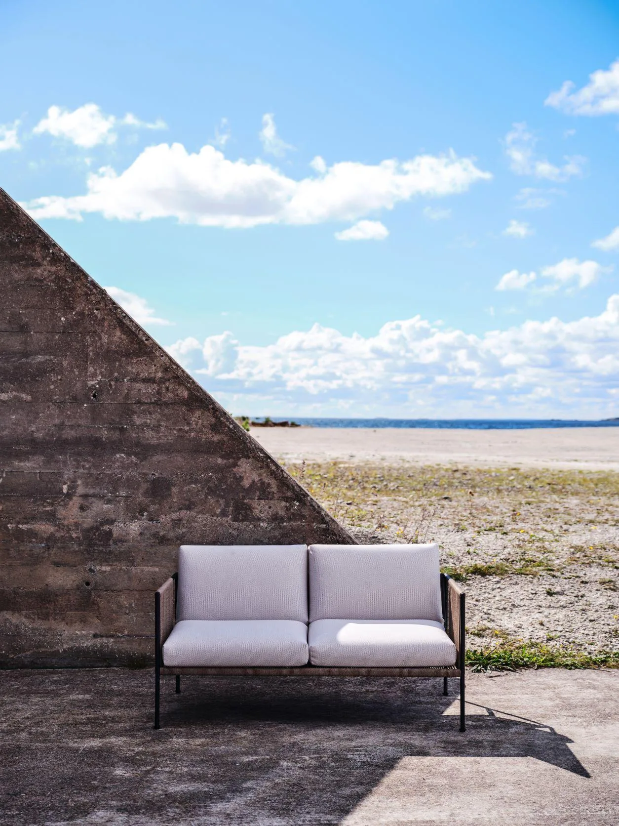 Röshults GARDEN ANTIBES -2-seater sofa, sand / off-white - Image 6