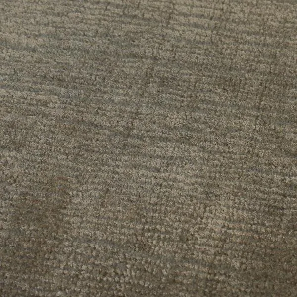 Gubi matto 250x300cm, vihertävä ruskea