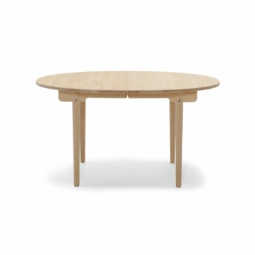 Carl Hansen CH337-ruokapöytä