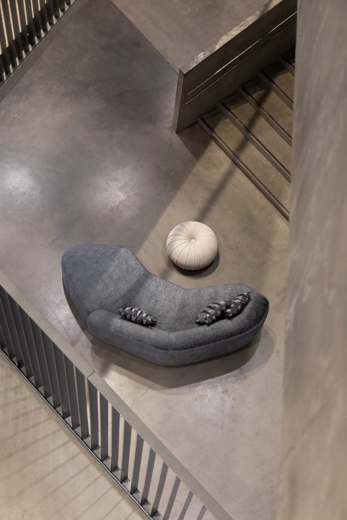 Fleming Collection ATTILIO-sohva - Image 9
