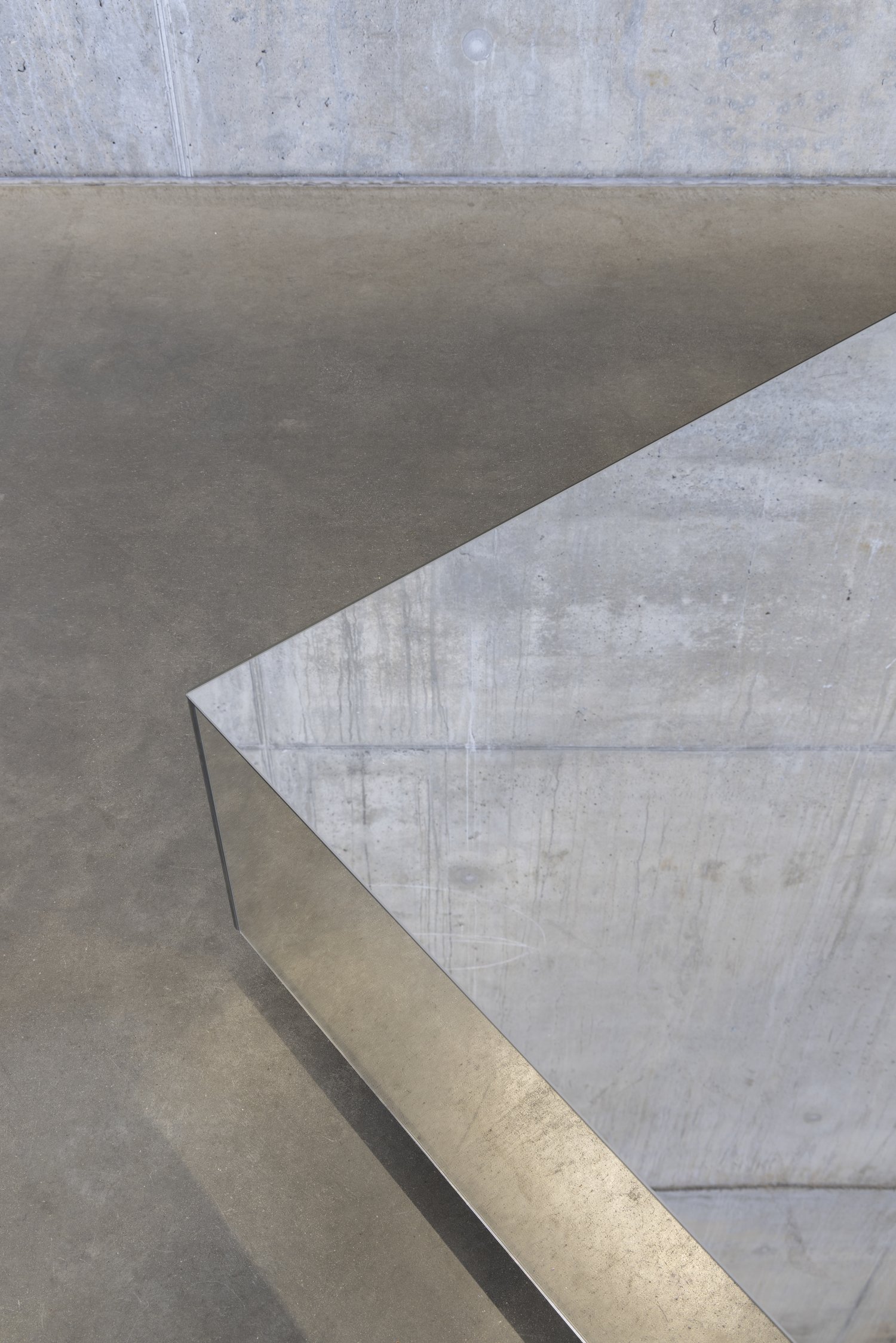 Fleming Collection KELI coffee table - Image 4