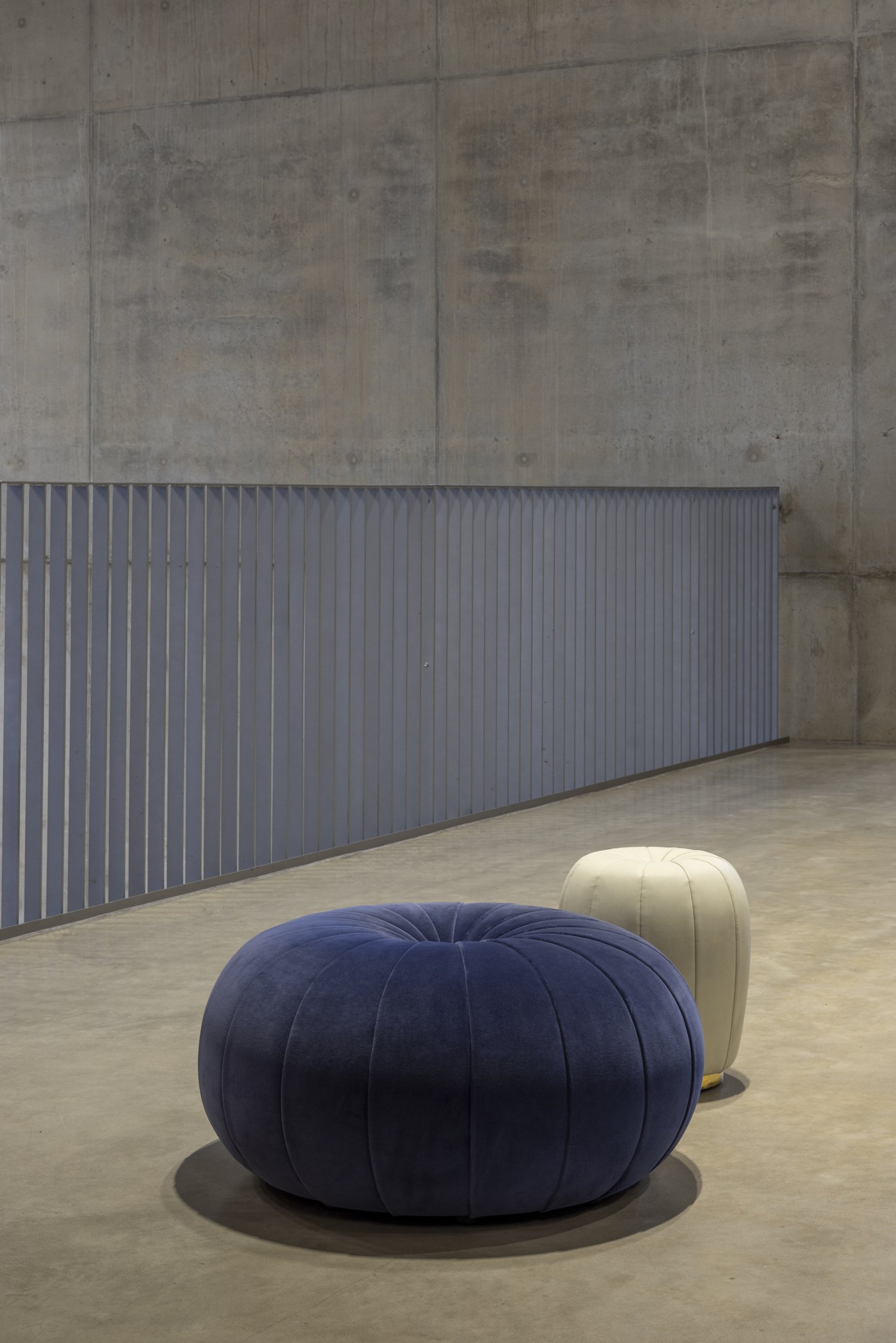 Fleming Collection TORI pouf - Image 4
