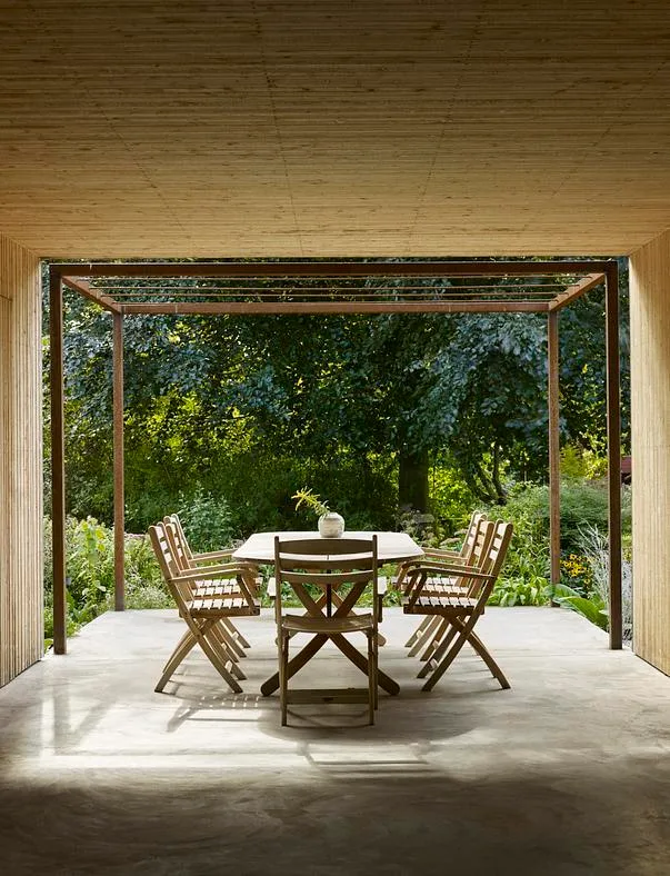 Fritz Hansen SELANDIA -dining table 180x100 cm - Image 4
