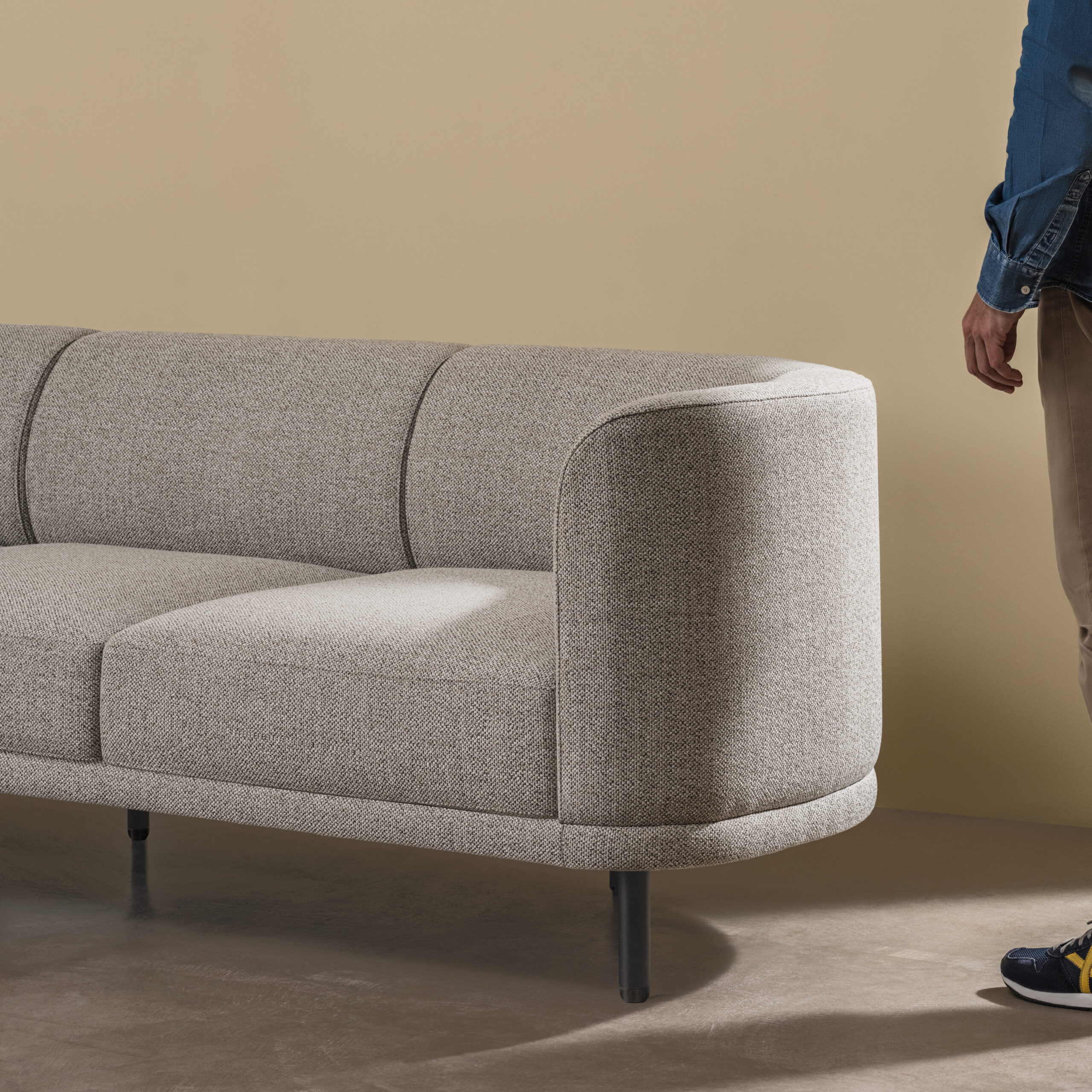 Andreu World SIR 4-seater sofa - Image 6
