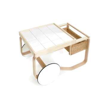 Artek 900-tarjoiluvaunu