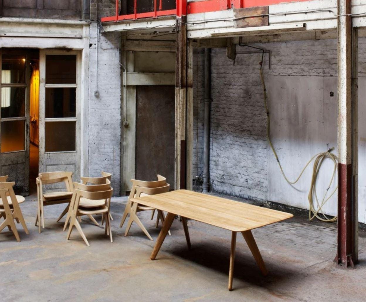 Tom Dixon SLAB -ruokapöytä, 200x96 cm, tammi - Image 2