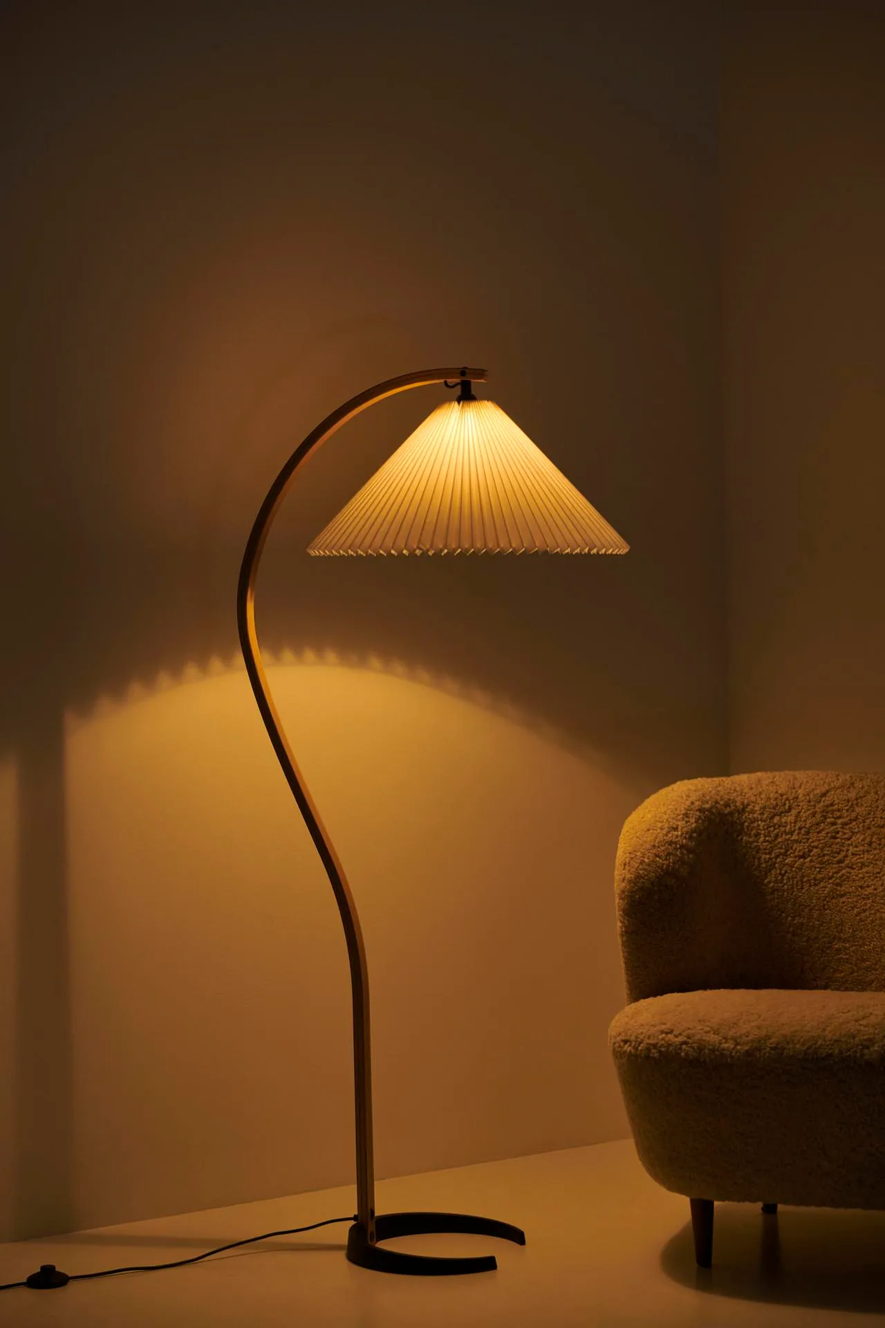 GUBI TIMBERLINE floor lamp - Image 6