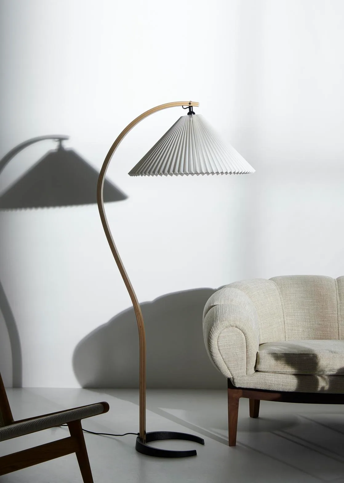 GUBI TIMBERLINE floor lamp - Image 8