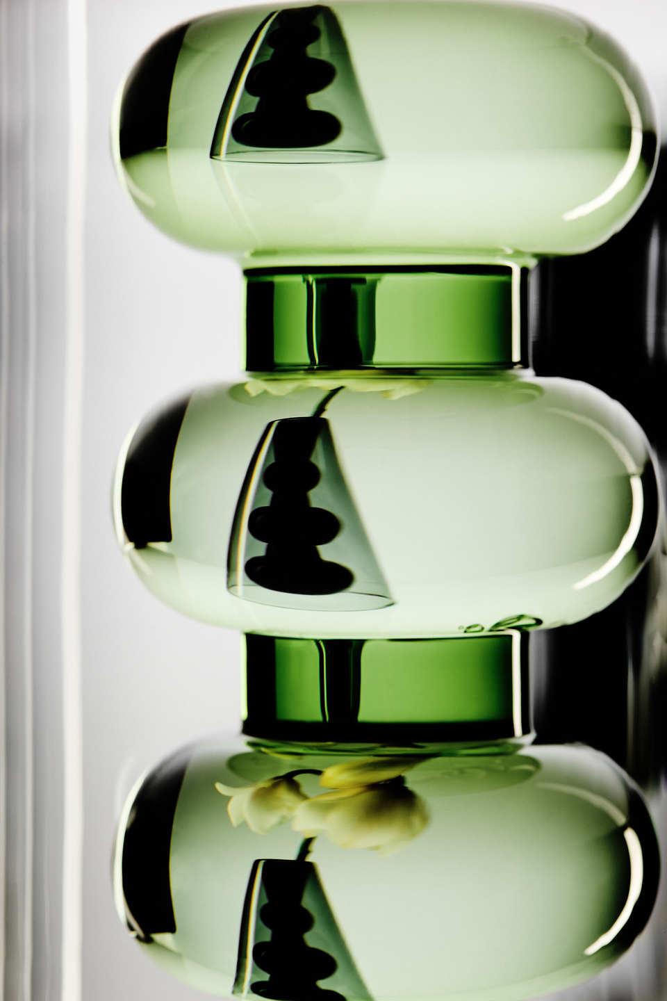 Tom Dixon BUMP -vaasi, kartio - Image 3